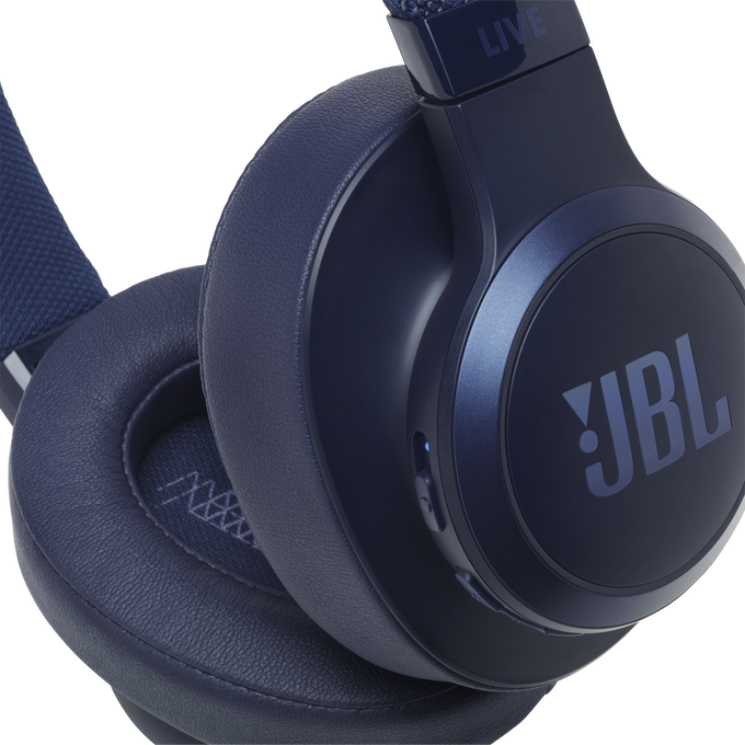 JBL LIVE 500BT - Blue - Your Sound, Unplugged - Detailshot 3 image number null
